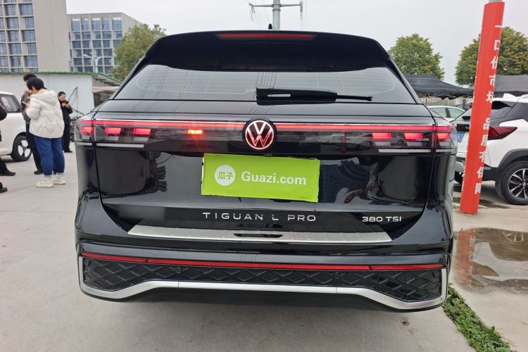 Used Volkswagen Tiguan L 2025 PRO 380TSI Two-Wheel-Drive R-Line Smart Edition Rear