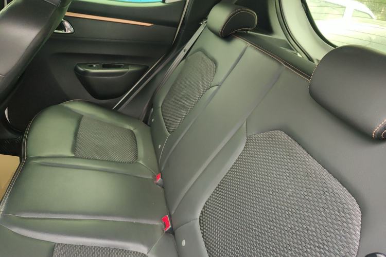 Used Dongfeng NAMMI BOX 2022 Chasing Wind Edition 331 km Standard Model Left Rear Seat