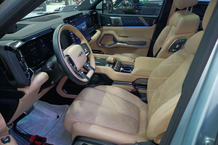 Used Formula Leopard 8 2025 Smart & Brave Flagship Edition 7 Seats Left Front Seat