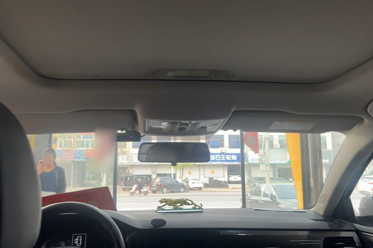 Used Volkswagen Lavida 2021 1.5L Manual Comfort Edition
