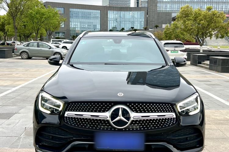 Used Mercedes-Benz GLC 2021 GLC 260 L 4MATIC Luxury Model Exterior 2