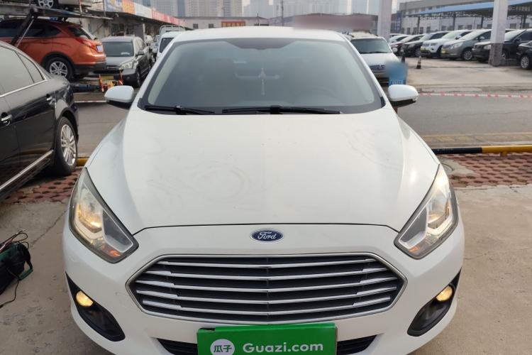 Used Ford Escort 2015 1.5L Manual Comfort Model