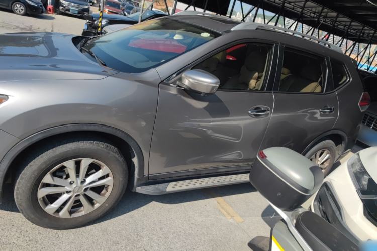 Used Nissan X-Trail 2014 2.5L CVT Luxury Edition 4WD