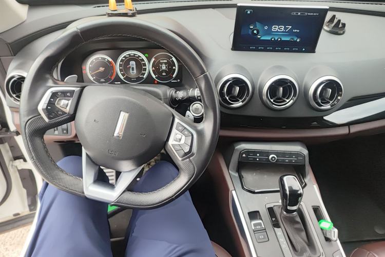 Used Wey VV7 2017 2.0T Ultra-Luxury Version
