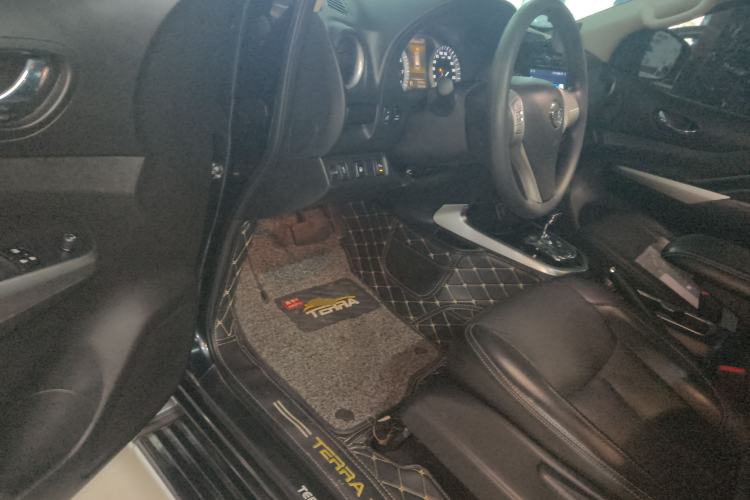 Used Nissan Terra 2020 2.5L XL Upper Automatic Two-Wheel Drive Luxury Edition
