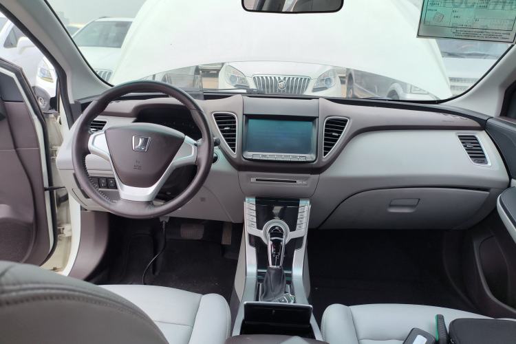 Used Luxgen 5 2013 1.8T Automatic Luxury Model
