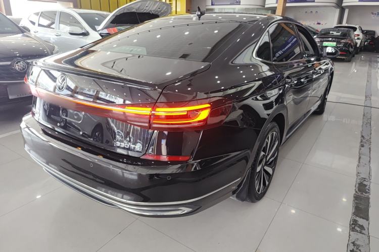 Used Volkswagen Passat 2022 330TSI Starry Elite Edition
