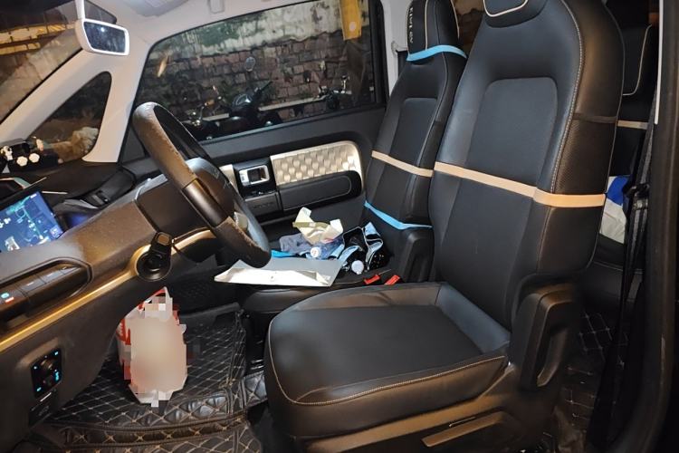 Used Baojun KiWi EV 2022 Artist Lite Edition Lithium Iron Phosphate
