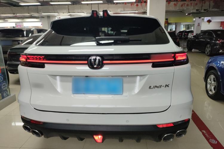 Used Changan UNI-K 2024 2.0T Two-Wheel Drive Global Edition
