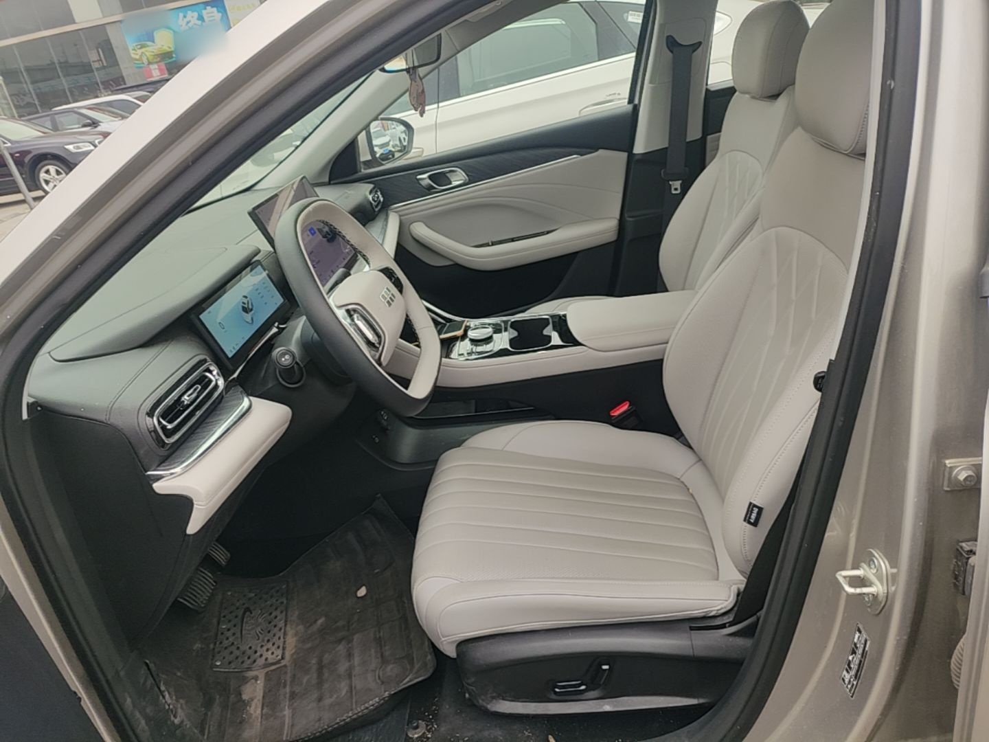 Geely Galaxy Stellar 6 2026 Model 125km Exploration+ Edition — снимка 17