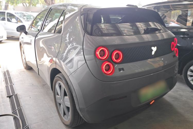 Used firefly firefly 2025 Illuminated Edition
