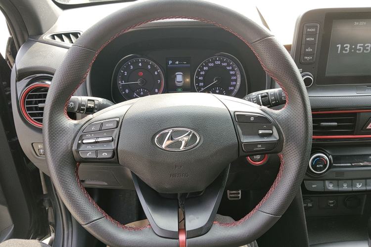 Used Hyundai ENCINO 2018 1.6T Dual-Clutch ZhiPao Edition China V Standard Steering Wheel