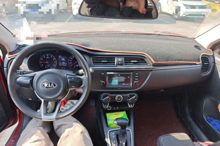 Used Kia KX Cross 2017 1.4L AT GLS