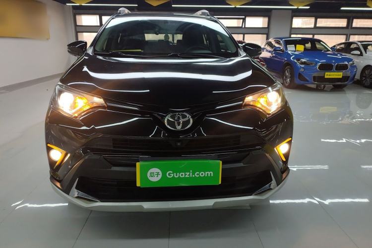 Used Toyota RAV4 2016 2.0L CVT Two-Wheel Drive Comfort Edition China V Standard