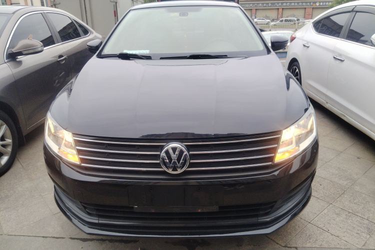 Used Volkswagen Lavida 2015 1.6L Automatic Fashion Edition Front