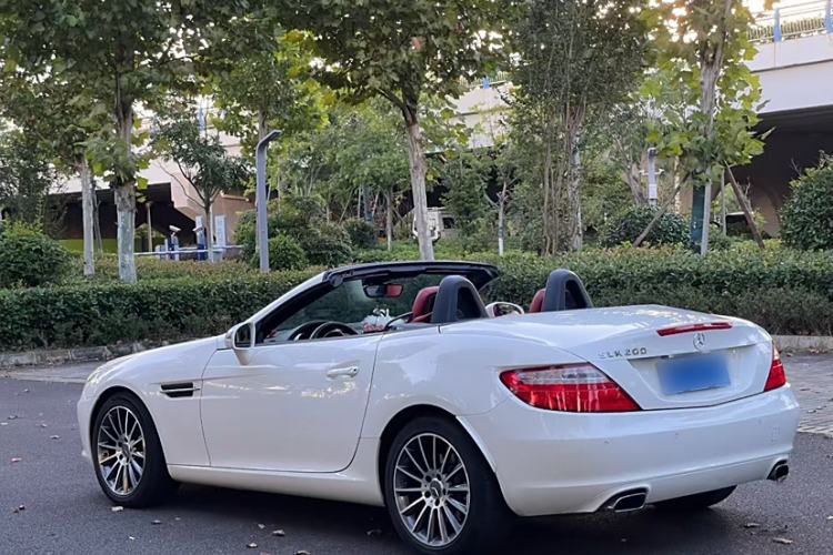 Used Mercedes-Benz SLK-Class 2011 SLK 200 Fashion Model
