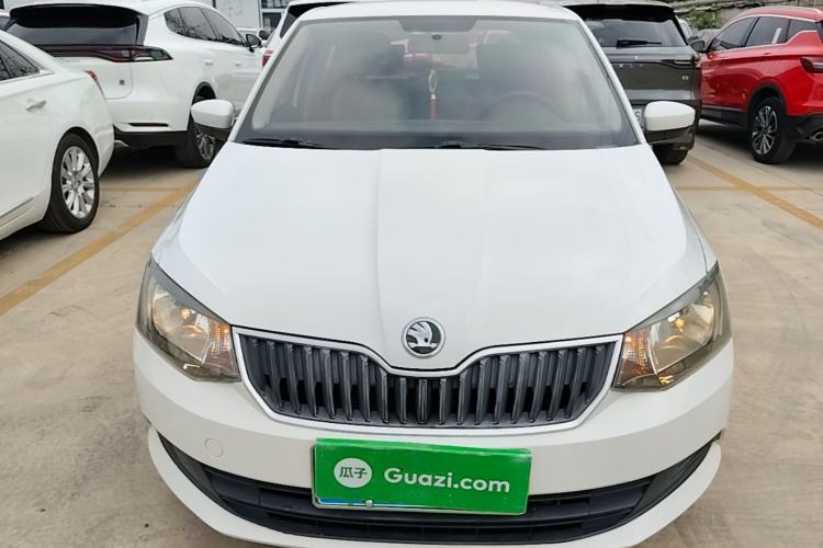 Used Skoda Fabia 2015 1.4L Manual Front-Wheel Drive Model
