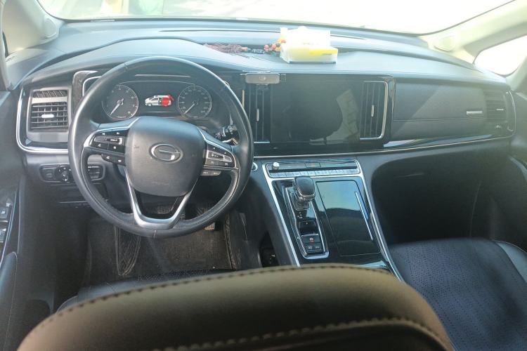 Used GAC Trumpchi M8 2021 Lingxiu Series 390T Deluxe Edition Center Console