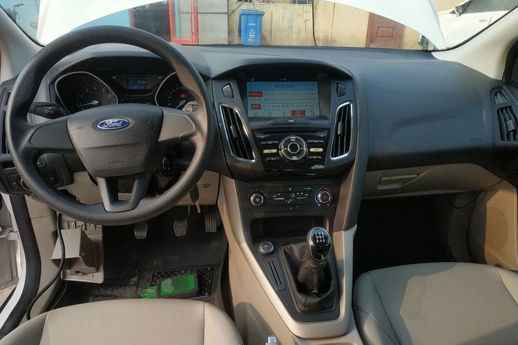 Used Ford Focus 2017 Sedan 1.6L Manual Comfort Plus SmartDrive Edition