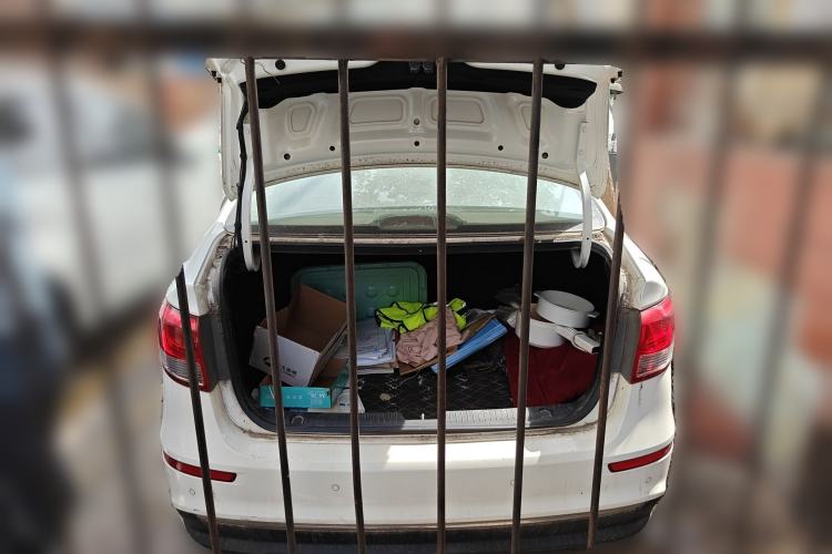 Used Kia K2 2015 Sedan 1.4L Manual Transmission GL
