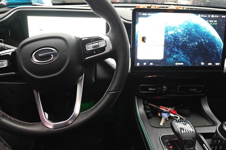 Used GAC Trumpchi GS8 2025 Linghang Series 2.0 TGDI Two-Wheel-Drive Luxury Edition 5 Seats