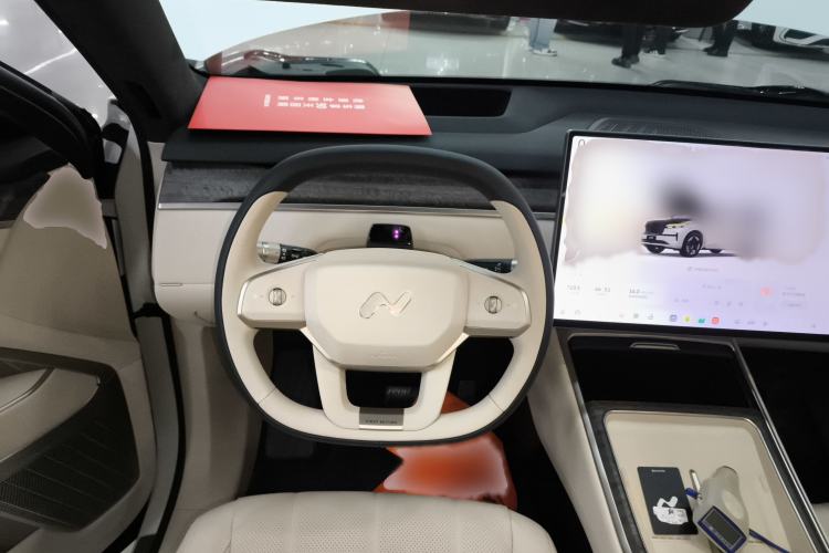 Used ONVO Luxeed L90 2025 Model—Pro Six-Seater Version