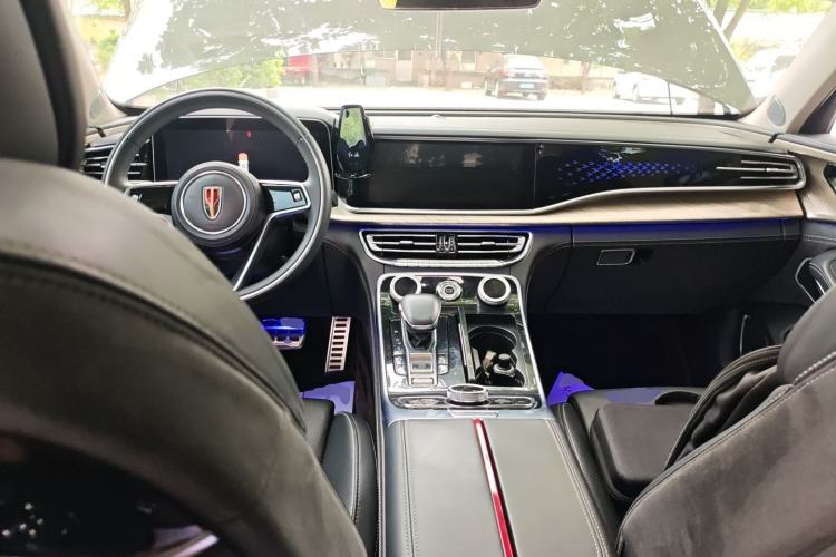 Used Hongqi H9 2020 2.0T Smart Connect Flagship Edition Center Console