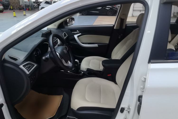 Used CHANGAN Alsvin V7 2015 1.6L Manual Enjoyment Model China V Standard