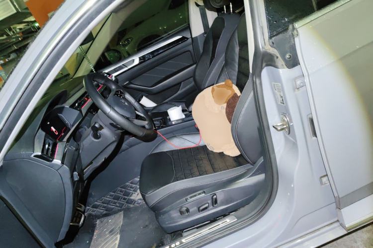 Used Volkswagen FAW-Volkswagen CC 2021 380TSI Striking Edition Left Front Seat