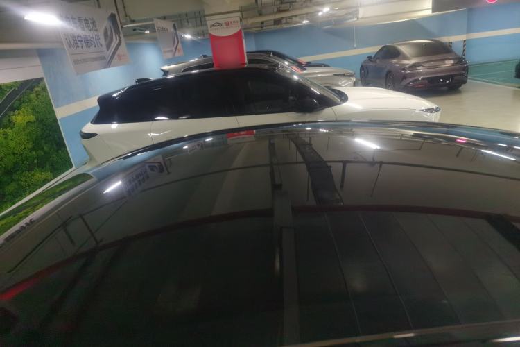 Used Tesla Model Y 2023 Long-Range All-Wheel-Drive Version