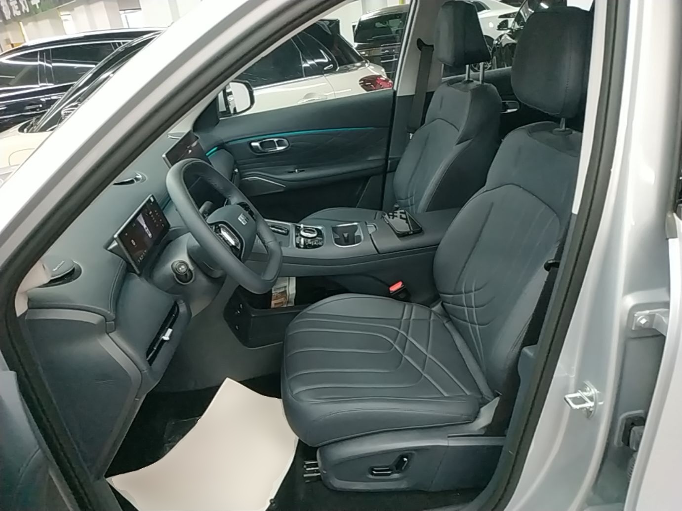 Geely Galaxy Xingjian 7 EM-i 2026 Model 135km Starship Version — снимка 17