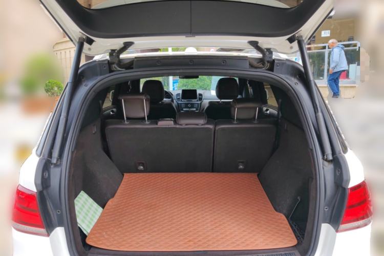 Used Mercedes-Benz GLE 2017 GLE 320 4MATIC Luxury Model Trunk