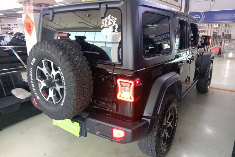 Used Jeep Wrangler 2019 2.0T Rubicon Four-Door Version China VI Emission Standard