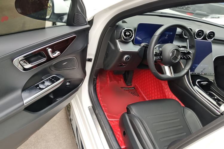 Used Mercedes-Benz C-Class 2022 Restyled C 200 L Sport Edition Driver Seat