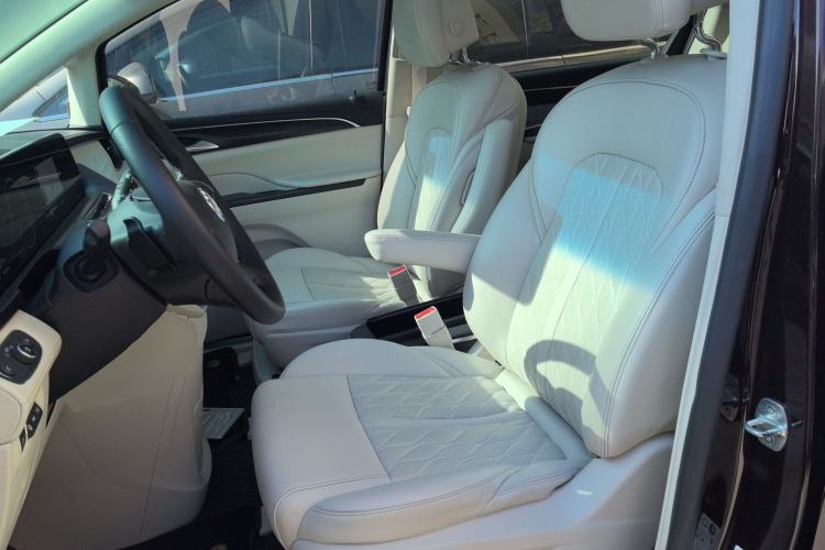 Used Buick GL8 2020 Avenir Avia Six-Seat Deluxe Edition