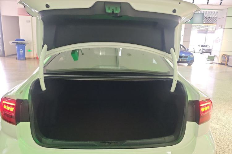 Used Volkswagen Lamando 2021 230TSI DSG Fashion Edition
