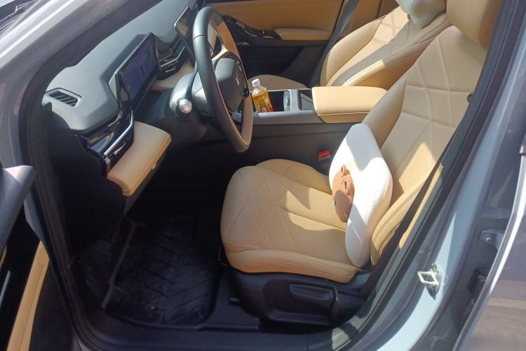 Used Geely Galaxy L6 2023 60km PLUS Left Front Seat