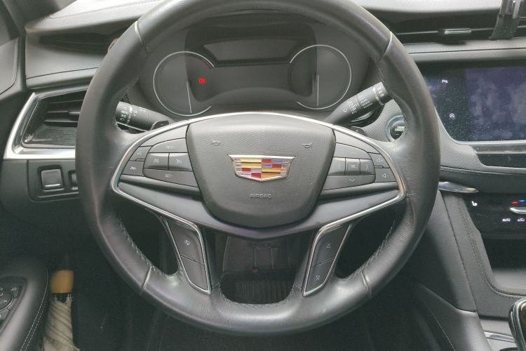 Used Cadillac XT5 2020 28T Luxury Version
