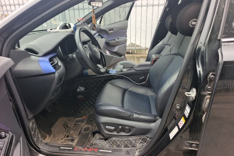 Used Toyota C-HR 2020 2.0L Leading Edition
