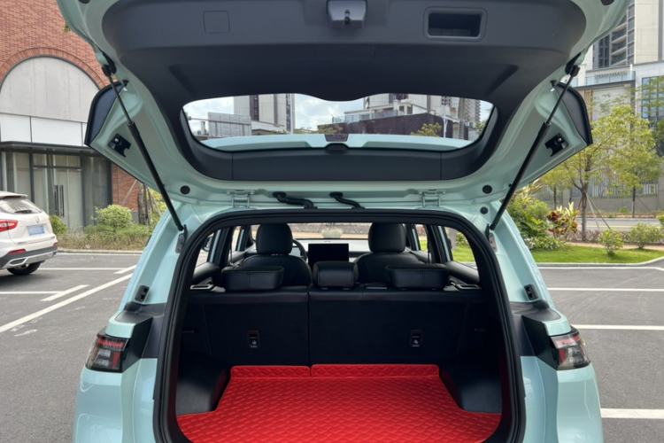 Used AION Y 2022 70 Tech Edition Lithium Iron Phosphate
