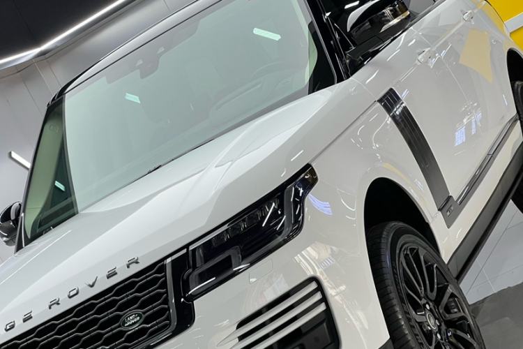 Used Land Rover Range 2021 3.0 L6 Century Extended Classic Edition Exterior 7