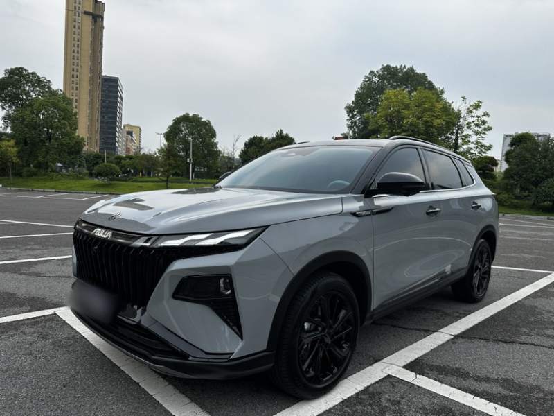 Used Dongfeng Aeolus Huge 2022 Mach Dual-Motor 1.5T MHD Dare-to-Dream Edition
