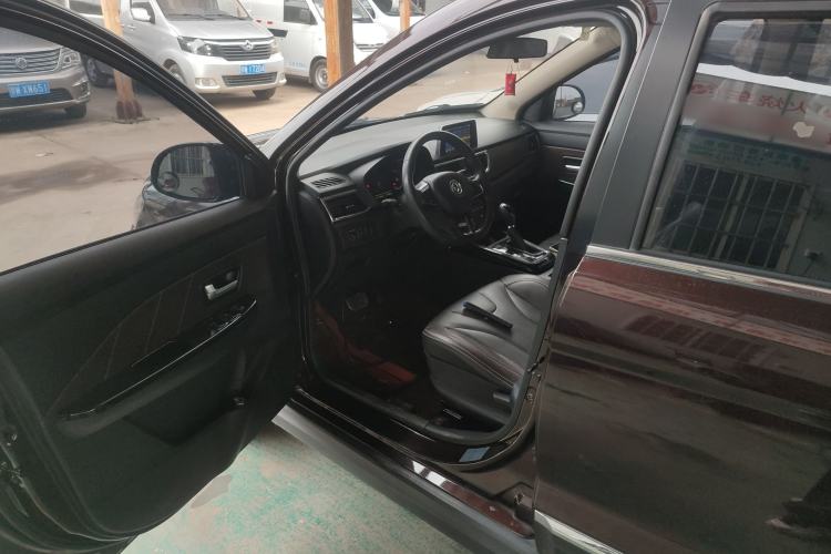 Used Dongfeng Fengon 370 2020 S370 1.5L CVT Luxury Model 5 Seats