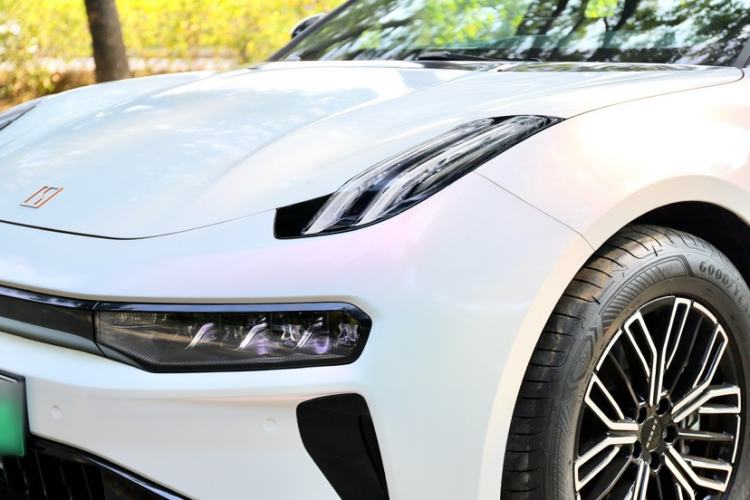 Used Zeekr 001 2025 WE Edition 100 kWh Rear-Wheel Drive