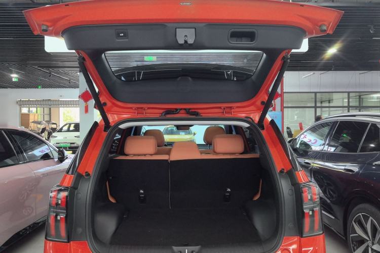 Used AION V 2024 Aion Tyrannosaurus 650 LiDAR Edition Trunk