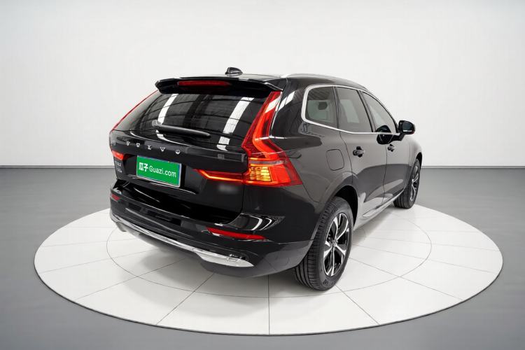 Used Volvo XC60 2026 B5 4x4 Smart Luxury Edition Rear Right 45 Deg
