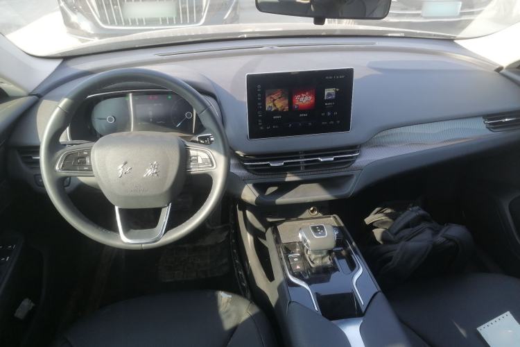 Used Hongqi E-QM5 2022 431 km Charge & Enjoy Edition