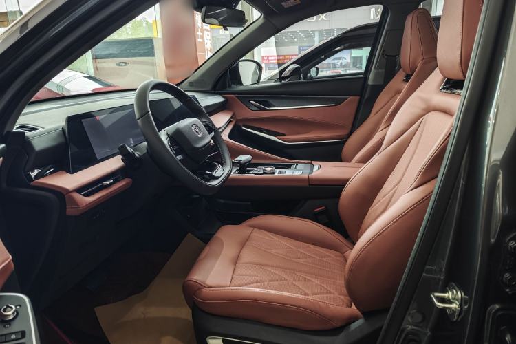 Used CHANGAN CS75 PLUS 2024 3rd Generation Champion Edition 1.5T Intelligent Drive Dynamic Model Left Front Seat