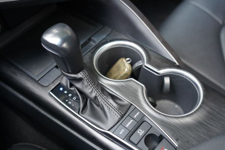 Used Toyota Camry 2021 2.5G Luxury Edition Interior 5