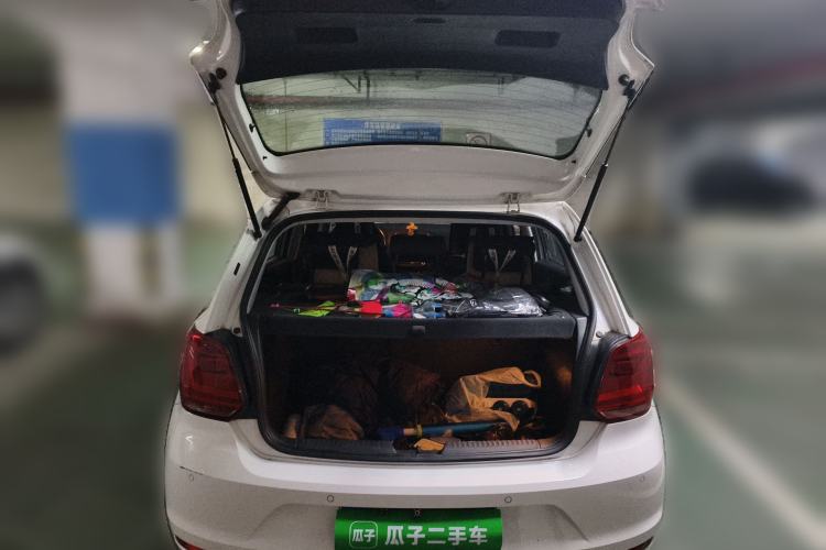 Used Volkswagen Polo 2016 1.6L Automatic Comfort Model Trunk